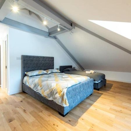 Bright And Big Apartment Άξμπριτζ Εξωτερικό φωτογραφία